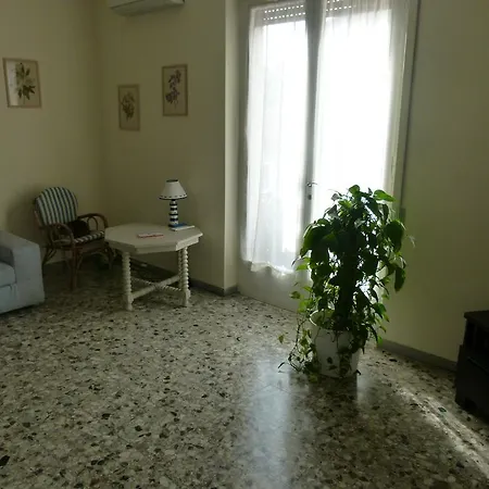 La Casa Di Valeria Appartement Viareggio